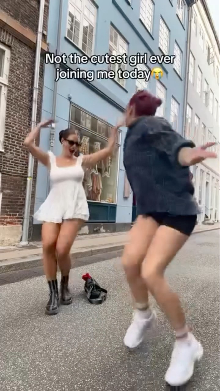 #JasonDeruloTV // Dance Friends! #GotPermissionToPost From IG @emiliebrooklyn_ #JalebiBaby
