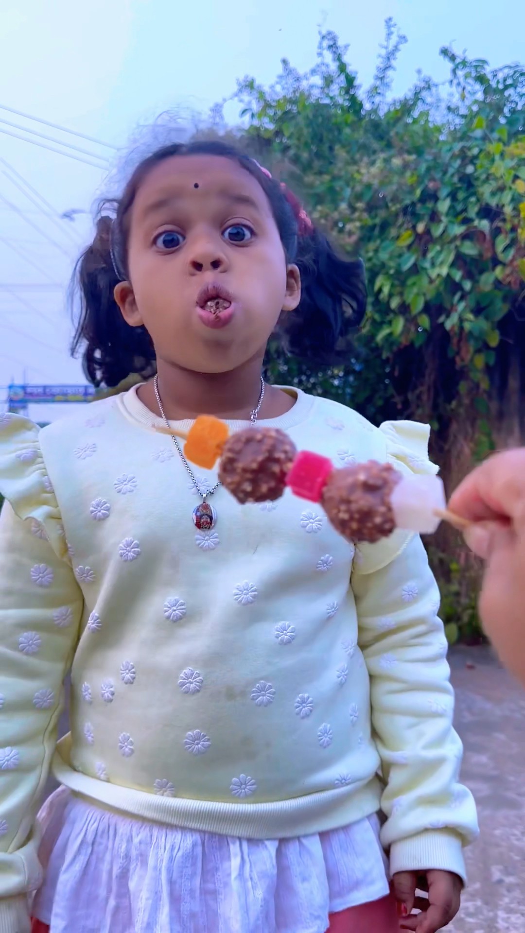 Cute Kid Papa and Baby eat Lollipop ??❤️#mistihappylifestyle #shorts #viral #trending
