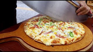 truck pizza - gorgonzola,Combination pizza / korean street food