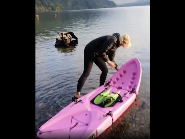 Overleve James Dyson eksotisk World's First And Only Folding Paddleboard/Kayak In One! - YouTube
