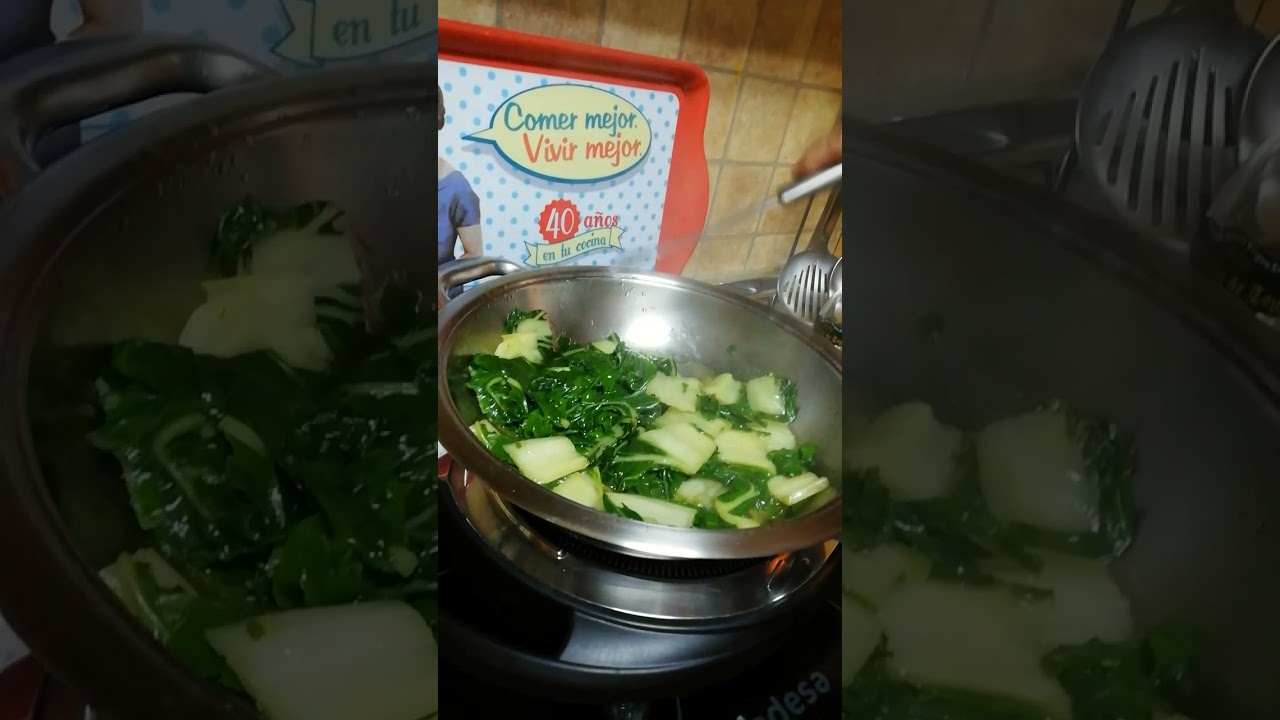 Acelgas fritas con ajos y ñora