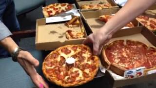 Who makes the best pizza in Redlands?