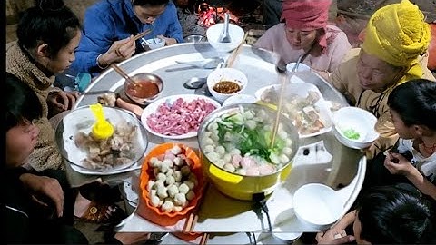 Nồi lẩu thập cẩm siêu ngon của người dân tộc vùng cao Tây Bắc | Ẩm Thực Trần Gian
