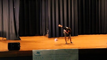 Ahmed Zakzouk (2012) LIVE Performance VAYLA SOCIAL