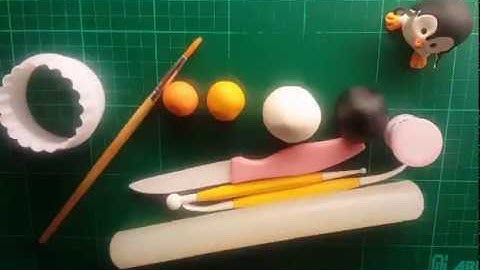 How to Make Penguins Fondant / Gumpaste Topper 😃🐧