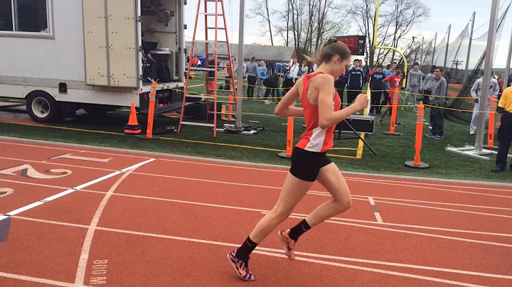 Stephanie Buck of Pope John wins the girls 400 hur...