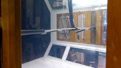 Wind tunnel analysis of the flutter behavior of an airborne wind turbine scale model