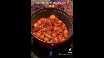 Thịt kho trứng cút cùng nước dừa và mật mía, hao cơm lắm luôn 🥰🥰