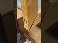 角に二重頭ほぞを打ち込む工程
