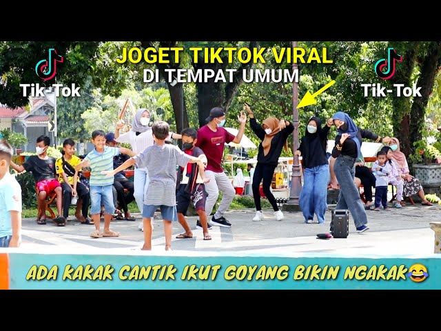 JOGET TIKTOK VIRAL DI TEMPAT UMUM ADA KAKAK CANTIK IKUT GOYANG BIKIN NGAKAK HAHA class=