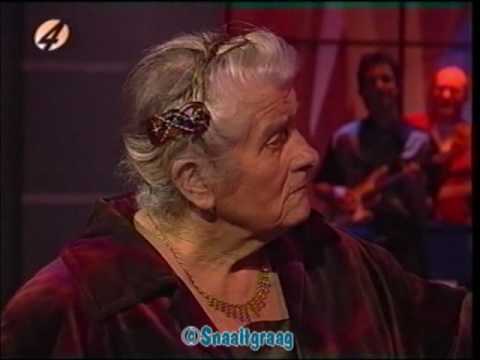 André van Duin & Klazien uit Zalk - Jas aan, jas uit