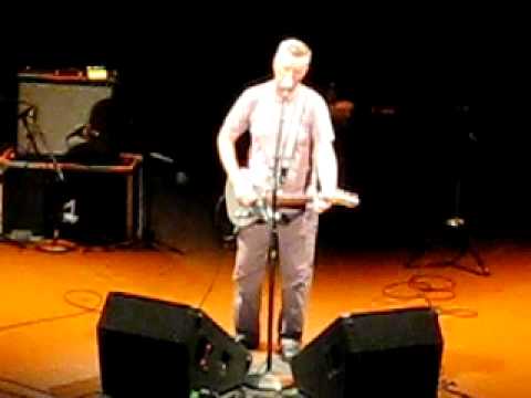 Billy Bragg - The Warmest Room (Live)