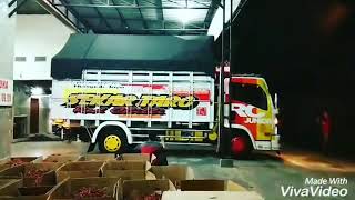 Truk Elf GIGA mobis (skar taro)