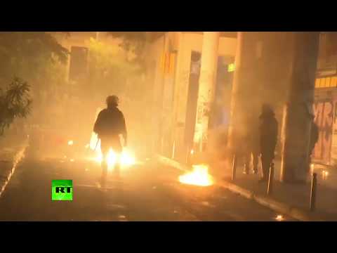 Molotov cocktail clashes: Thousands march in Athens marking 1973 Greek student revolt