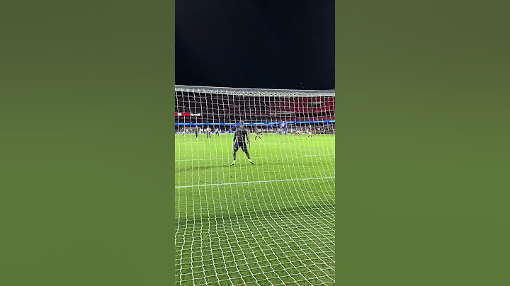 Jogador do São Paulo bate bem na bola