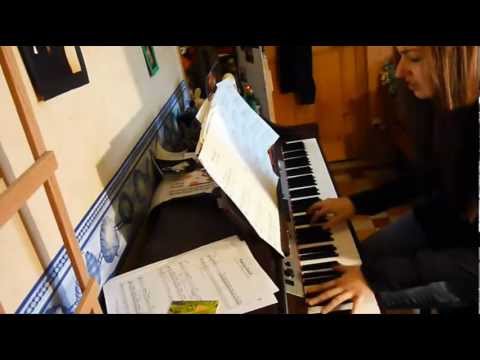 Emily Soan Cover Piano Voix Youtube