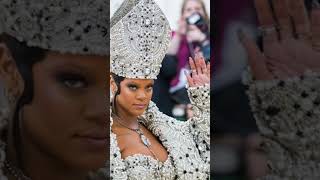 UNBELIEVABLE!! Why Fans Think Rihanna is PREGNANT With Baby Number 3 for Asap Rocky After Party Move Resimi