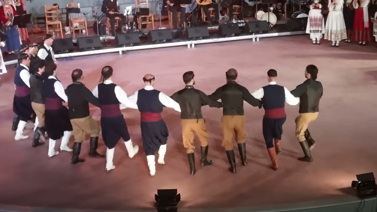 Χορευτική παράσταση- 