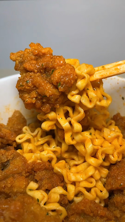 carbonara buldak ramen with crispy chicken #asmr #koreanfood