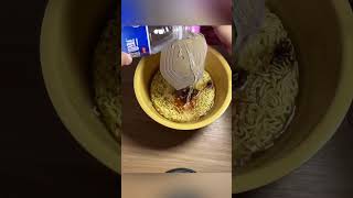Roommate Uses an Iron to Boil Water for Instant Noodles 😮
