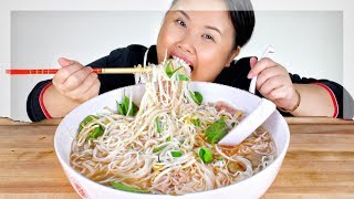 A MASSIVE BEEFY PHO NOODLE BOWL MUKBANG 먹방 | EATING SHOW