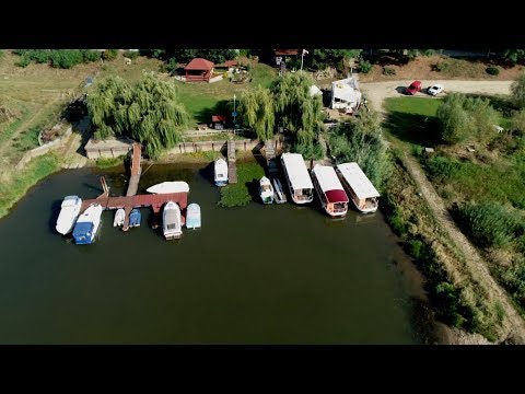 Wideo: Między Mega A Rzeką