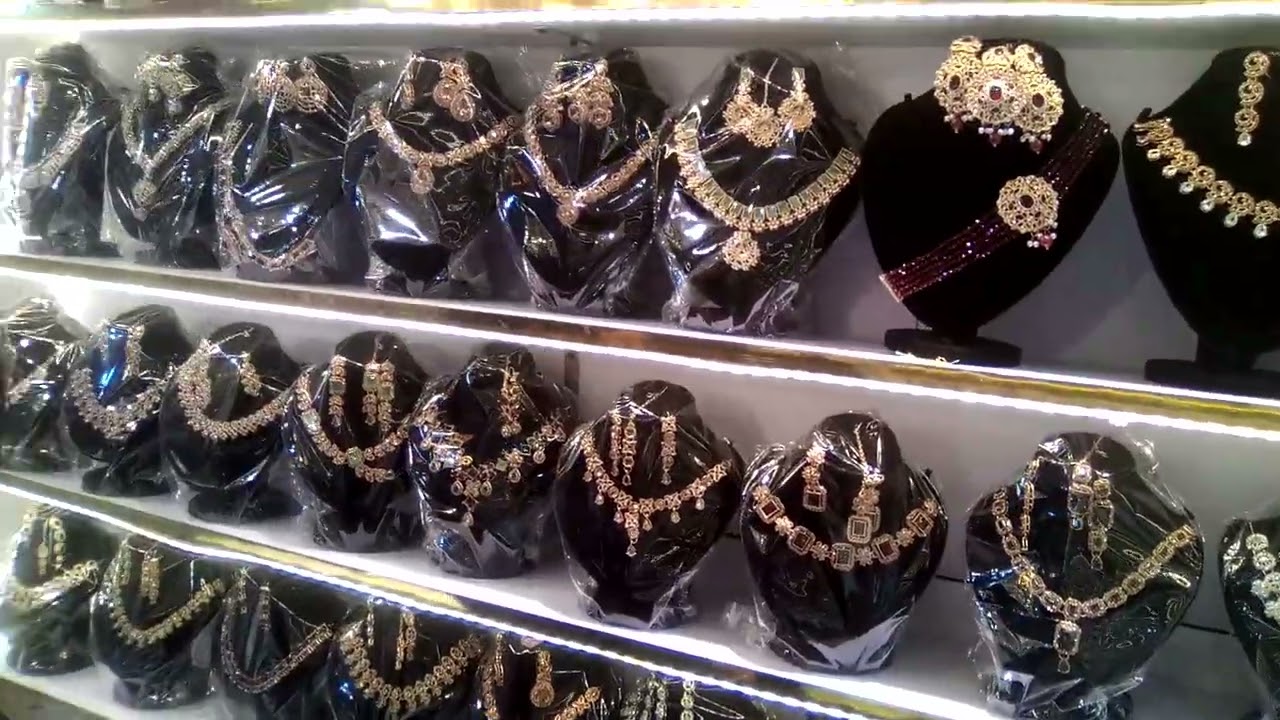 Eid sales offer in Aman Tower korangi crossing shop Diamond jewellery 