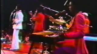 Video thumbnail of "Kool & The Gang "Hollywood Swinging" LIVE on U.S. TV 1974"