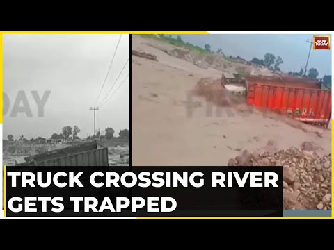 Uttarakhand Monsoon Fury: Truck Crossing Kotdwar River Gets Trapped, Locals Attempt To Recue