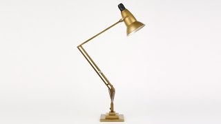 Download Lagu Design Museum film shows Angelpoise lamp travelling across London MP3 Download Lagu Design Museum film shows Angelpoise lamp travelling across London MP3