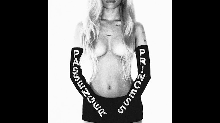 Nessa Barrett - PASSENGER PRINCESS (late night)
