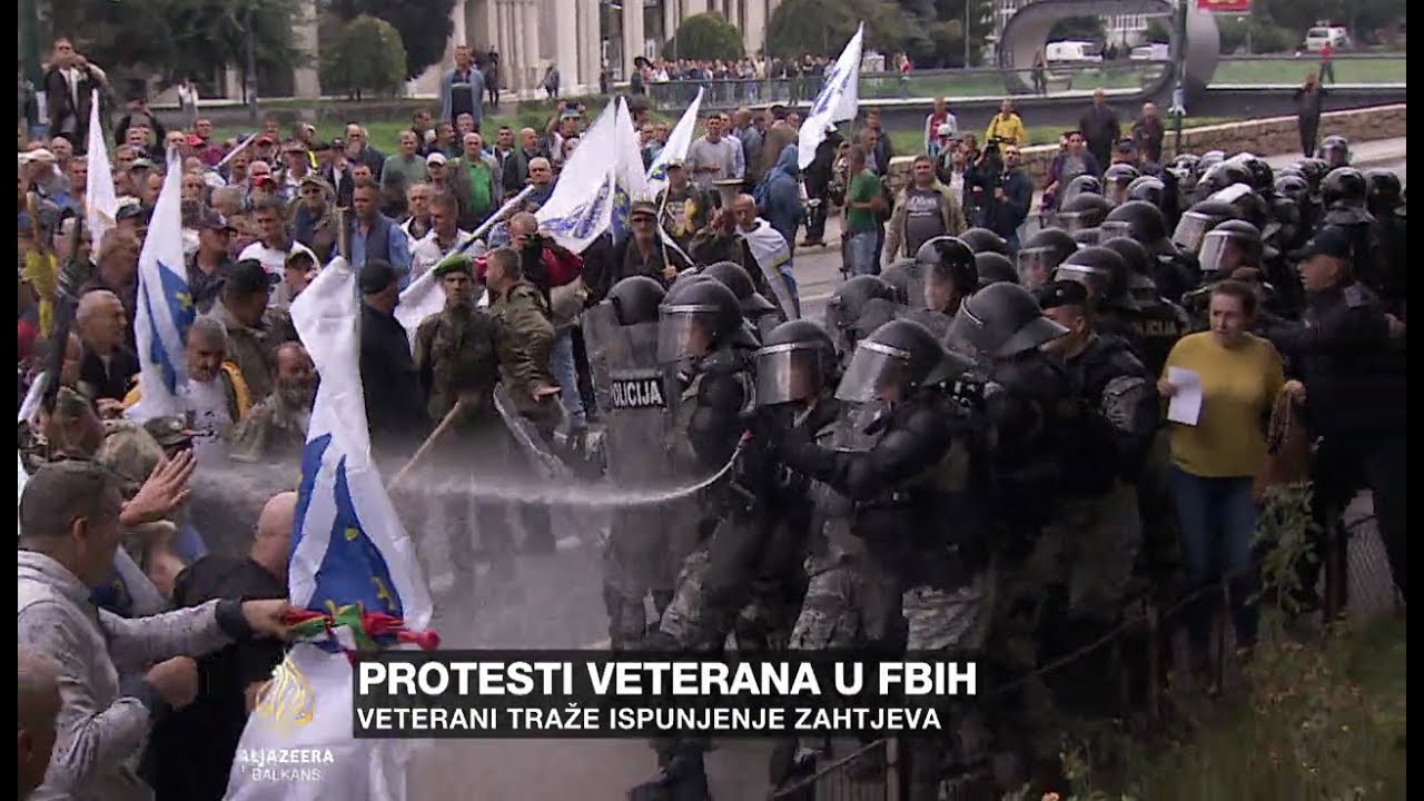 Nezirović: Veterani i policija sukobili se u centru Sarajeva