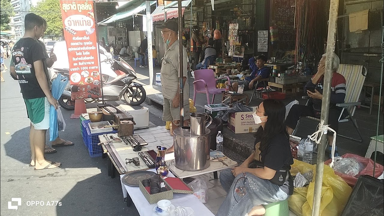 คลองถมเซ็นเตอร์ เดินตอนกลางวัน 