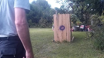 SOG Fasthawk throwing