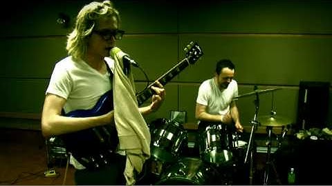 04 min 20 with Large Prime Numbers - NOFUTURETV.COM