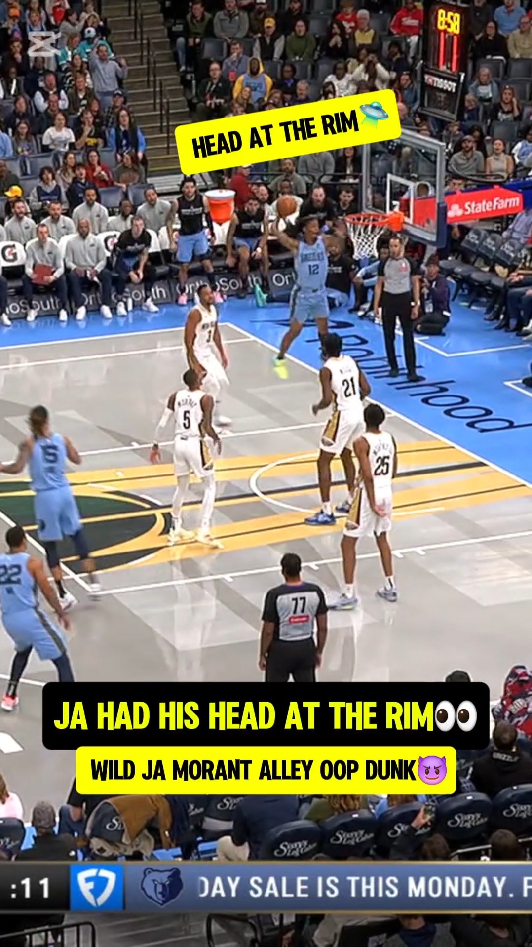 Ja PAUSED at the rim mid jump?