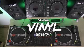 Vinyl Only Session vol.15 // Oldschool electronic / techno / electro // mixed by Lukash Andego