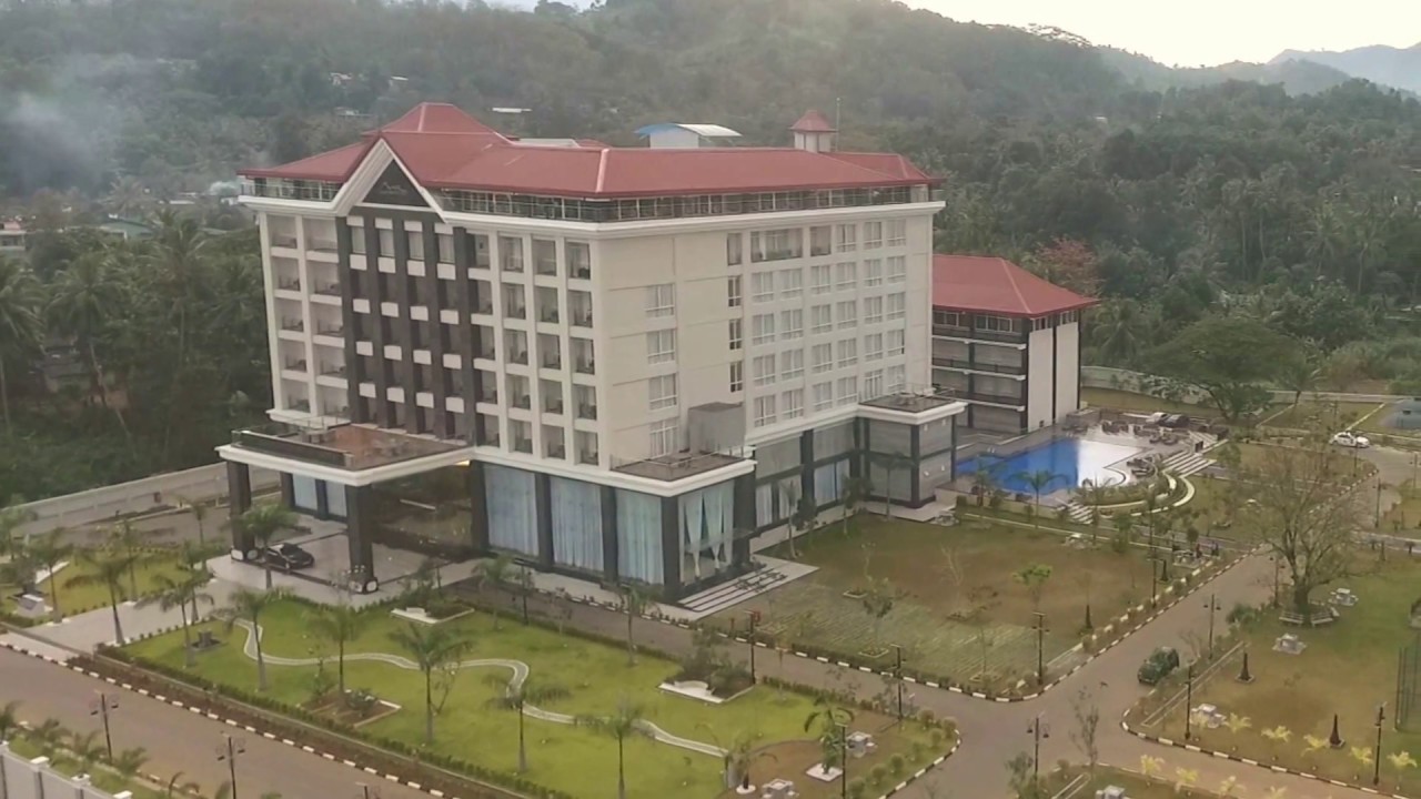 Musical water fountain in The Grand Mountain Hotel