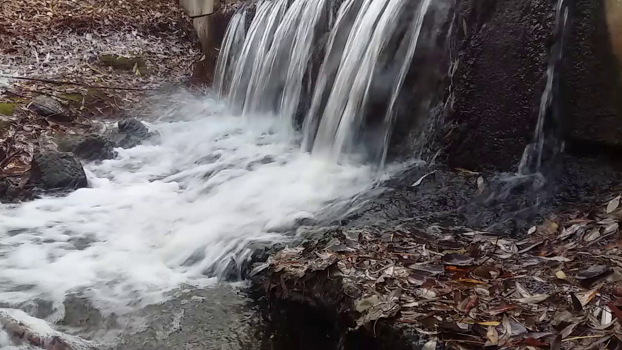 Журчание воды слушать для ребенка. Шум воды. Шум воды ue5. Шум воды UE.