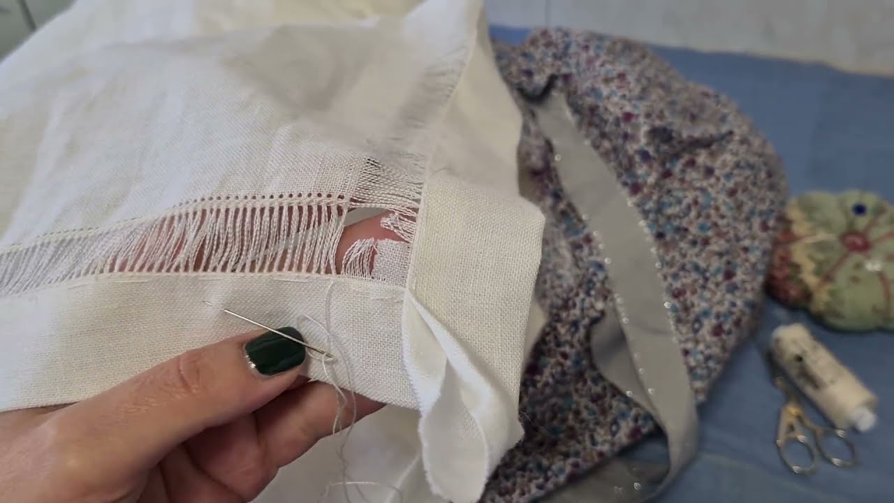 Remate De La Esquina De Una Vainica Pegada Al Dobladillo