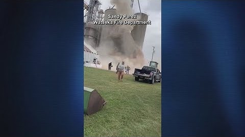 Collapse of concrete grain bin in rural Illinois caught on camera
