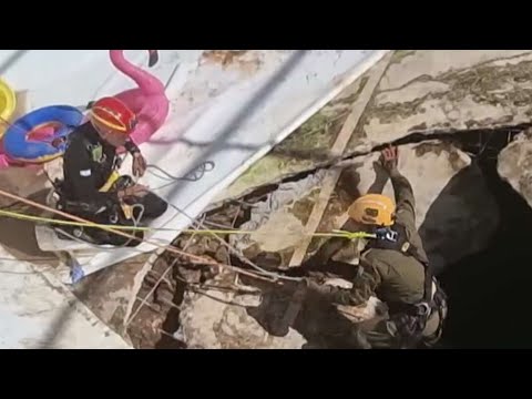 Capa de צעיר נשאב מתוך בריכה - גופתו נמצאה במעבה האדמה