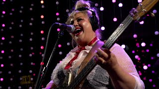Shannon and the Clams - Ozma (Live on KEXP)