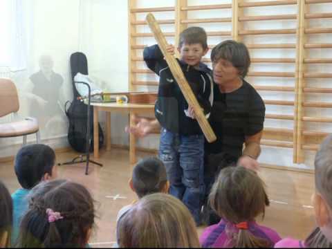 lehajolni és látni
