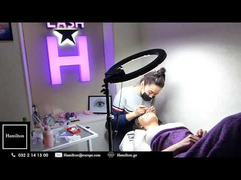 ანია მუშაობის პროცესში Lash by Hamilton