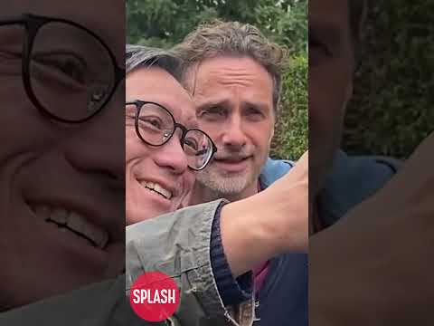 شوهد أندرو لينكولن نجم مسلسل الموتى السائرون مع معجبيه خلال تصوير فيلم الماء البارد في غلاسكو