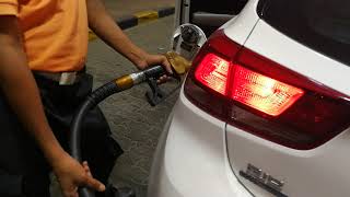 Filling cheap petrol in Kuwait 04.07.2019