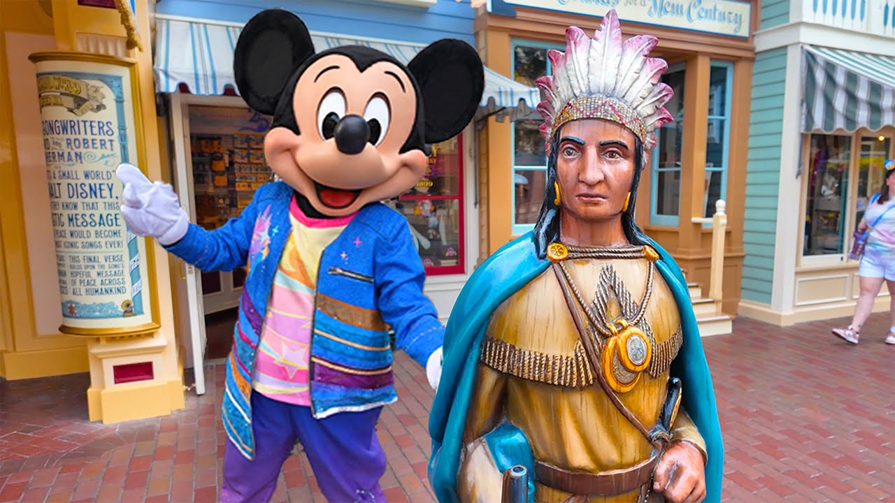 Main Street, U.S.A. Walkthrough - New Historic Plaques Celebrating Disneyland History [4K]