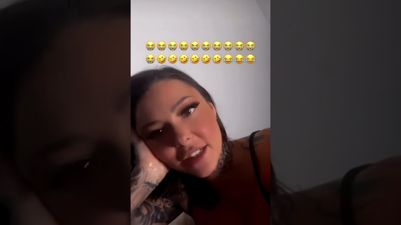 Hélène Boudreau (La fille de l'UQÀM) -  "J'ai chié sur mon ordinateur"