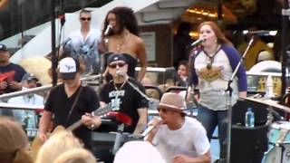 Kid Rock's Sail Away Party: Cowboy & Lay It On Me CTM2 2011